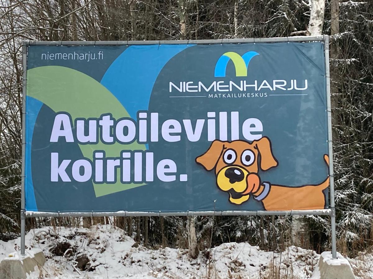 Niemenharjun Matkailukeskus Hotel Pihtipuoas Exterior foto